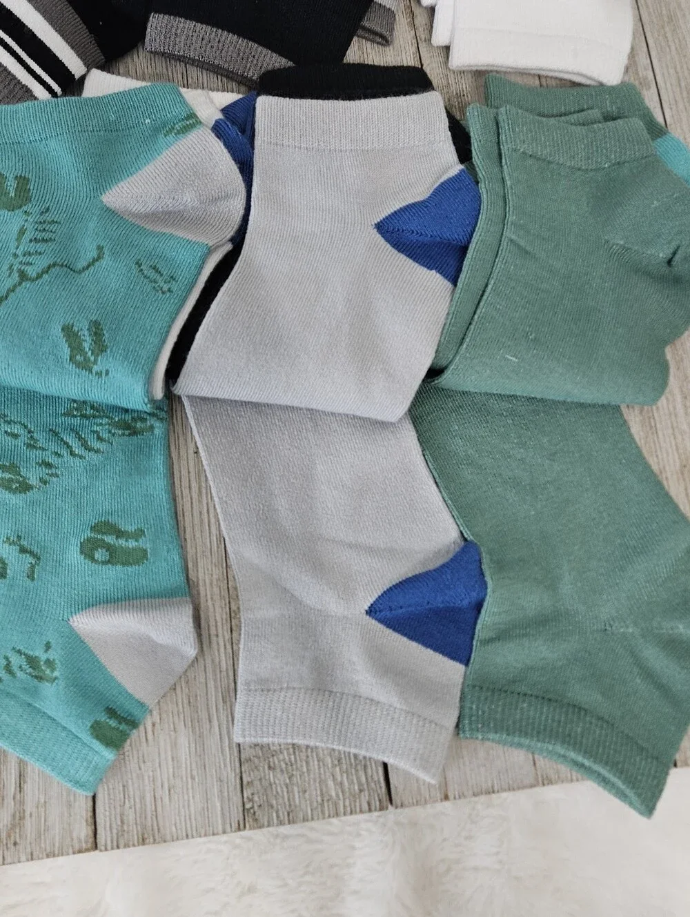 3 - 6 Packs Low Cut Socks Size L 6X Boys 12-14 Girls 8-10  No Show Socks by L&D